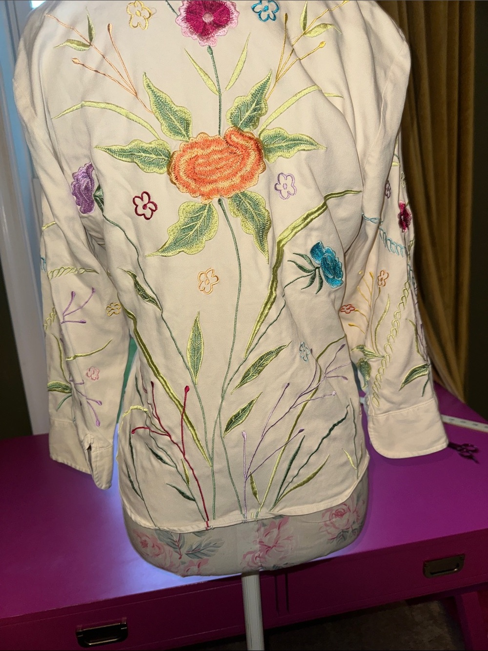 Vintage Bobby Chan Cream Embroidered Floral Button-Down Shirt - Picture 9 of 13